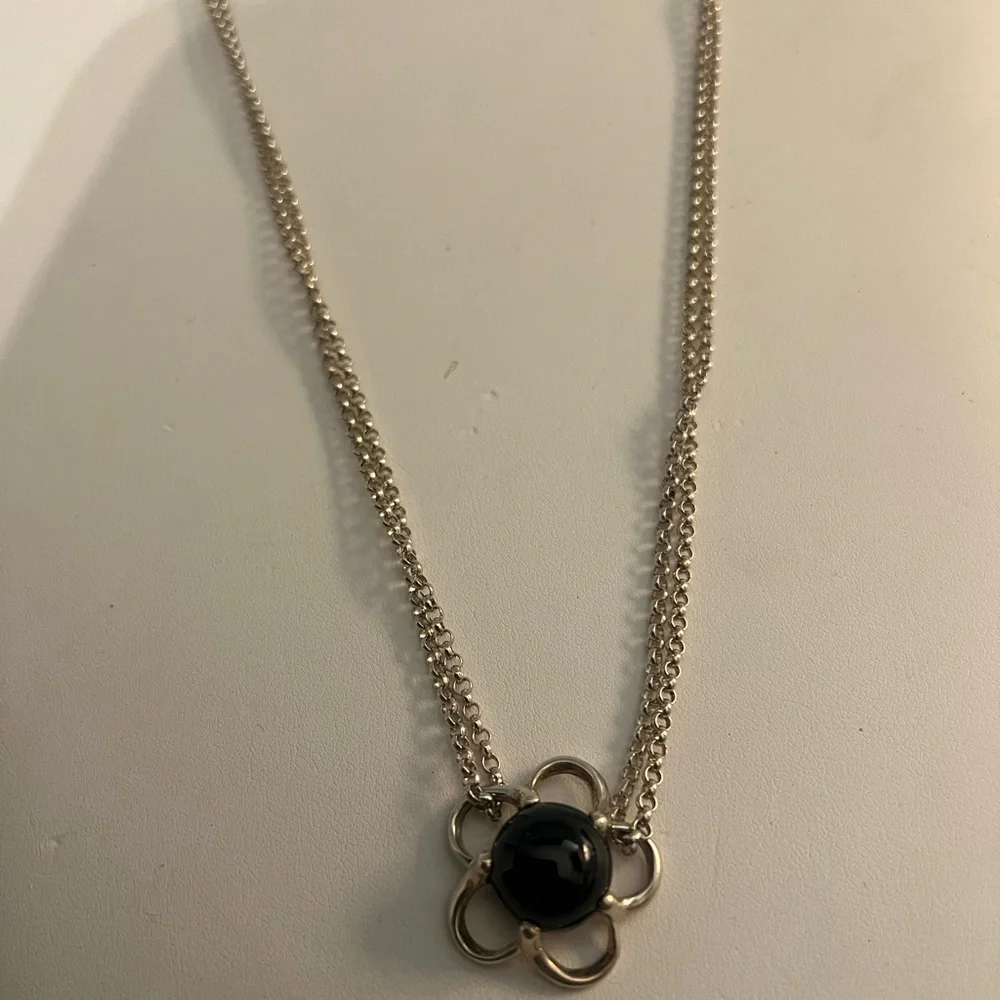 Unusual Onyx Flower & Sterling Silver Double Strand Nwcklace. - Picture 2 of 6